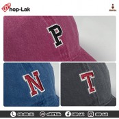 หมวกแก๊ปผ้าฟอกปักลาย N,P,T [ปักดํา,แดง] 4สี หมวกวัยรุ่นเมกา ข้างหลังเป็นเข็มขัด สามารถปรับไซส์ได้ รุ่น F7Ah15-0189