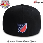 หมวก HIPHOP เต็มใบ หมวก HIPHOP สีดำ โลโก้ RedBull NewYork งานปักสวย สินค้า มีทั้งหมด 3 SIZE No.F7Ah47-0106