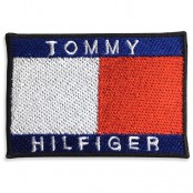 อาร์มติดเสื้อ ตัวรีดติดเสื้อ อาร์มปักลาย Tommy hilfiger /Size 6*4cm #ปักน้ำเงินแดงขาวพื้นดำ รุ่นP7Aa52-0503