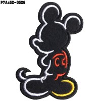  Shirt Iron on the shirt, embroidered Mickey Mouse pattern, shadow / Size 6 * 4cm # embroidered black, red, yellow, white, black background model P7Aa52-0526