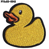 Shirt Iron on the shirt, embroidered with cute yellow duck pattern / Size 5 * 5cm # embroidered, black, white, yellow, orange, black background model P7Aa52-0542