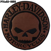 อาร์มติดเสื้อ ปักลาย Harley-Davidson หัวกะโหลก ปักดำพื้นหนังน้ำตาล /Size 10*10cm งานปักละเอียดเท่ๆ รุ่น P7Aa52-0656