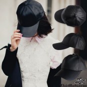 หมวกแก๊ปหนังสีดำ  หมวกแก๊ปหนัง หมวกแก๊ปหนังผู้หญิง หมวกหนังผู้หญิง  No.F5Ah15-0370