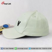 หมวกแก๊ปแฟชั่น  หมวกแก๊ปหนังแบบเข็มขัดปัก "V"  มี 2 สี NO.F5Ah15-0798