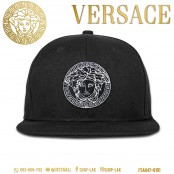 หมวกฮิปฮอป ปัก "versace " ลวดลายเท่ห์ๆในสไตล์  HipHop SnapBack โลโก้คมชัด ลายเส้นสวยงาม No.F7Ah47-0101