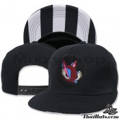 หมวก HipHop ป้ายกลมดำ / ป้ายกลมแดง  "สุนัขจิ้งจอก"  สินค้ามี 2 สี   No.F5Ah47-0144
