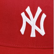 หมวกHIPHOPเต็มใบ หมวกHIPHOP NY สีแดง ปักขาว สินค้า มีทั้งหมด 3 SIZE NO. F7Ah47-0058