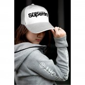 หมวกแก๊ปเต็มใบ Superdry ไม่มีที่ปรับ 